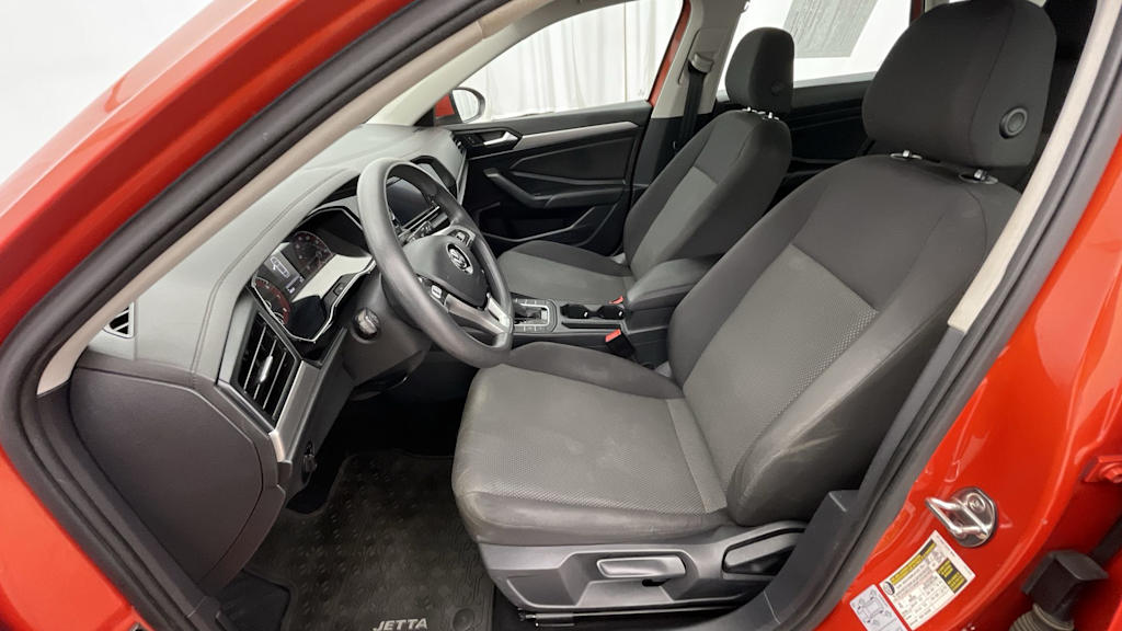 Thumbnail: 2019 Volkswagen Jetta - 11