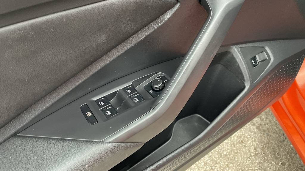 Thumbnail: 2019 Volkswagen Jetta - 19