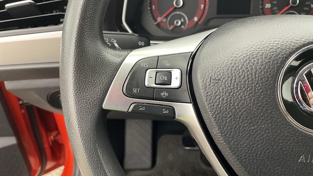 Thumbnail: 2019 Volkswagen Jetta - 23