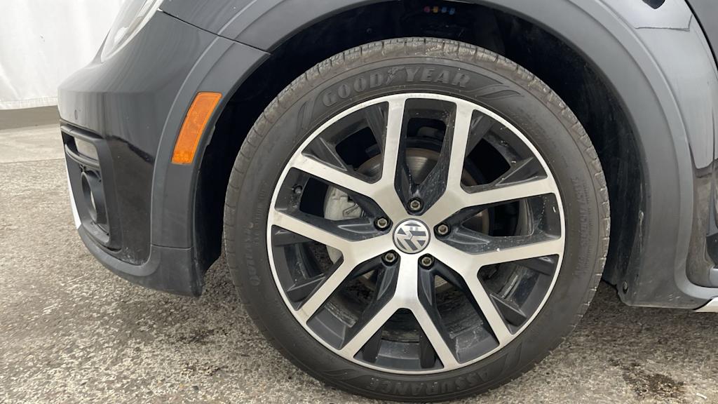 Thumbnail: 2016 Volkswagen Beetle - 7