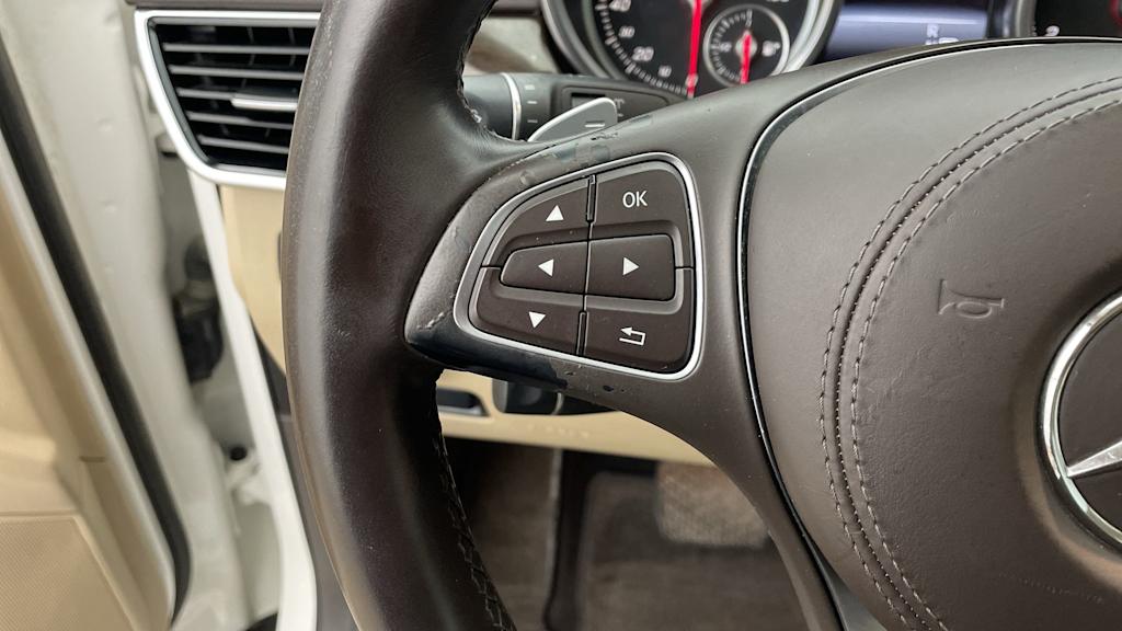 Thumbnail: 2017 Mercedes-Benz GLS - 28