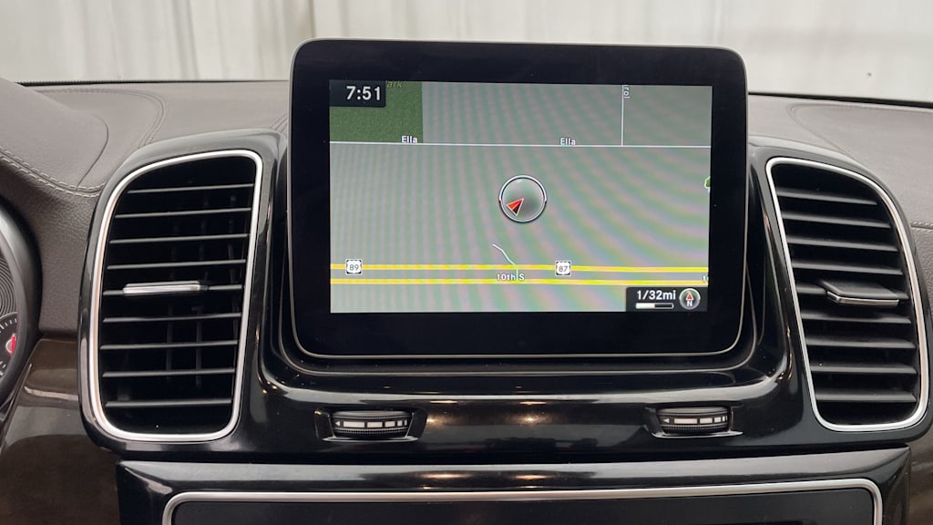 Thumbnail: 2017 Mercedes-Benz GLS - 14