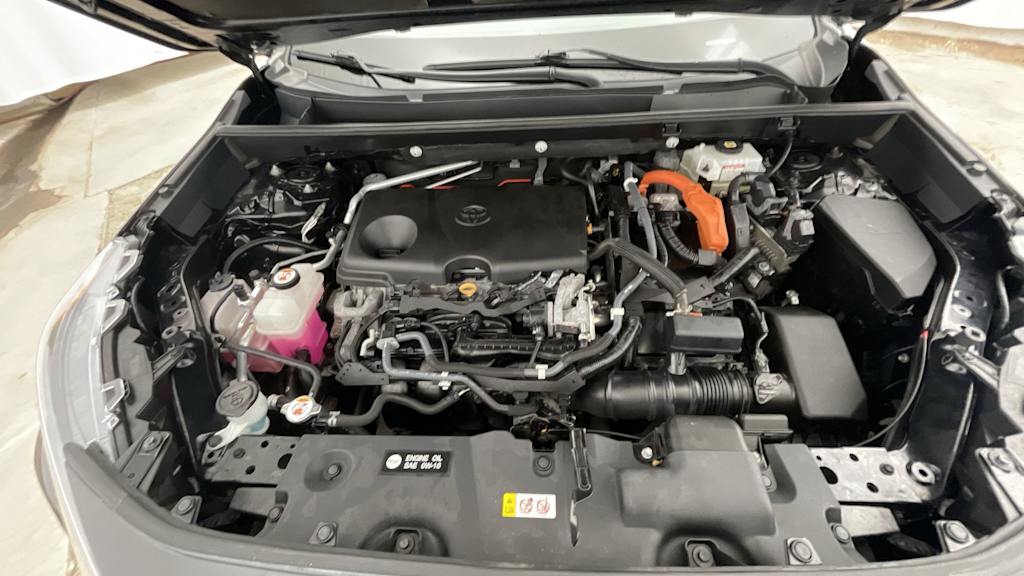 Thumbnail: 2021 Toyota RAV4 - 9