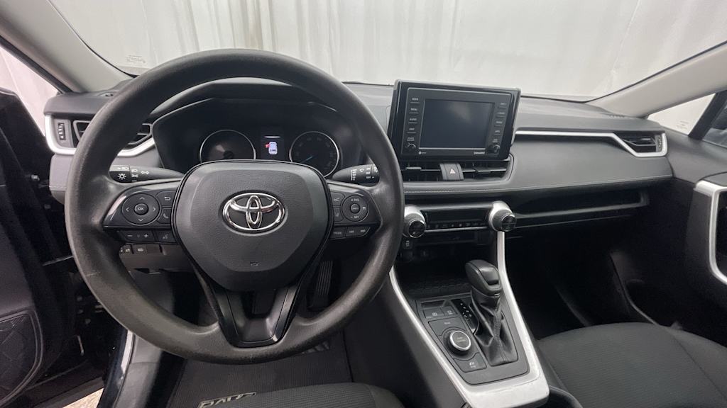 Thumbnail: 2021 Toyota RAV4 - 2