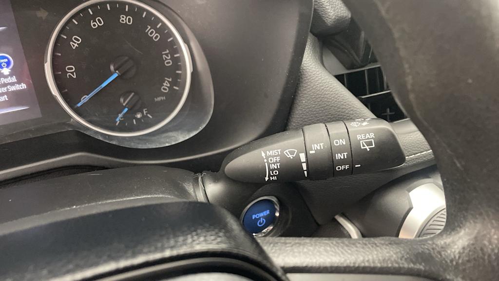 Thumbnail: 2021 Toyota RAV4 - 15