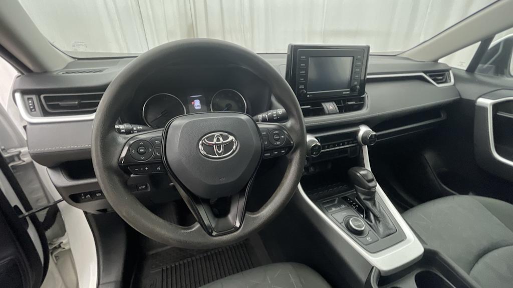 Thumbnail: 2021 Toyota RAV4 - 2