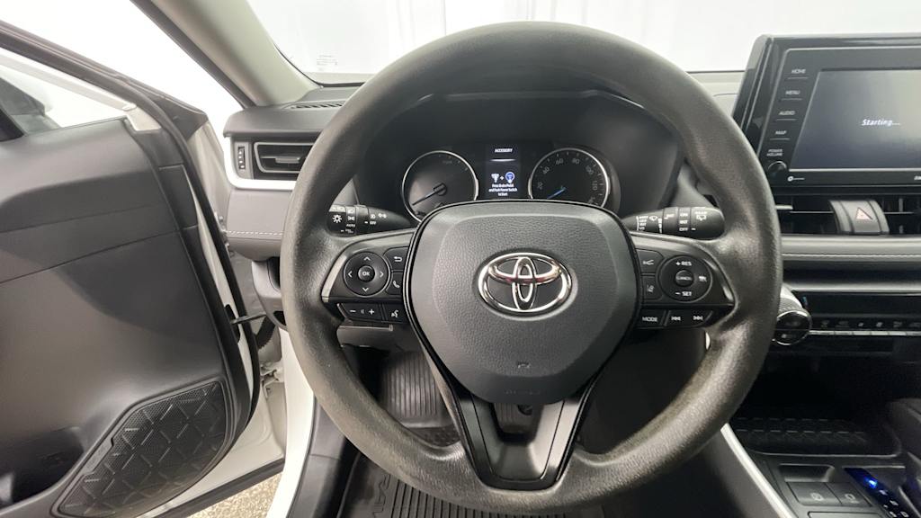 Thumbnail: 2021 Toyota RAV4 - 9