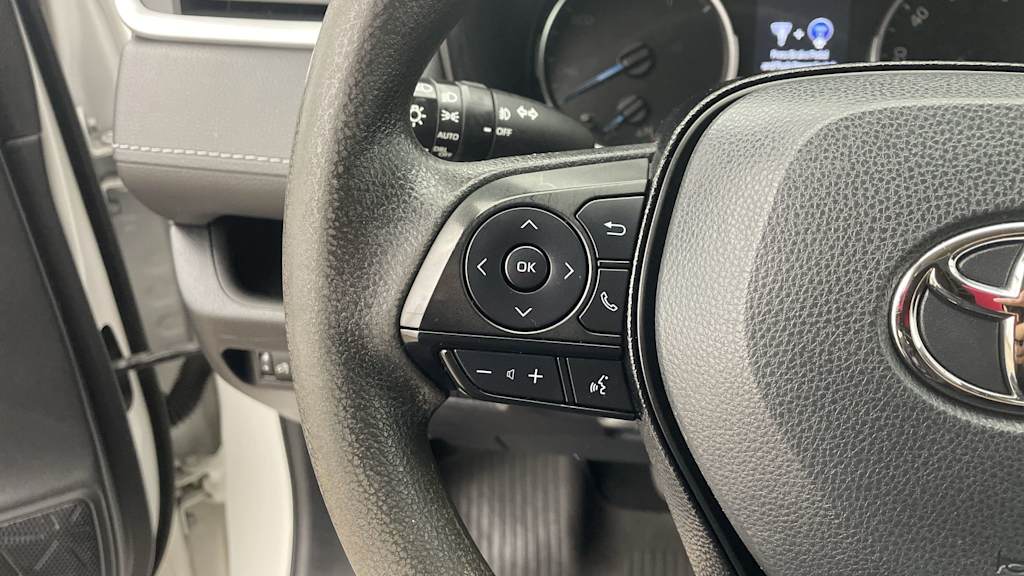 Thumbnail: 2021 Toyota RAV4 - 24