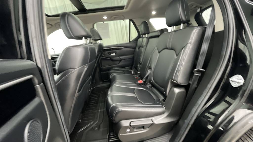 Thumbnail: 2023 Honda Pilot - 24