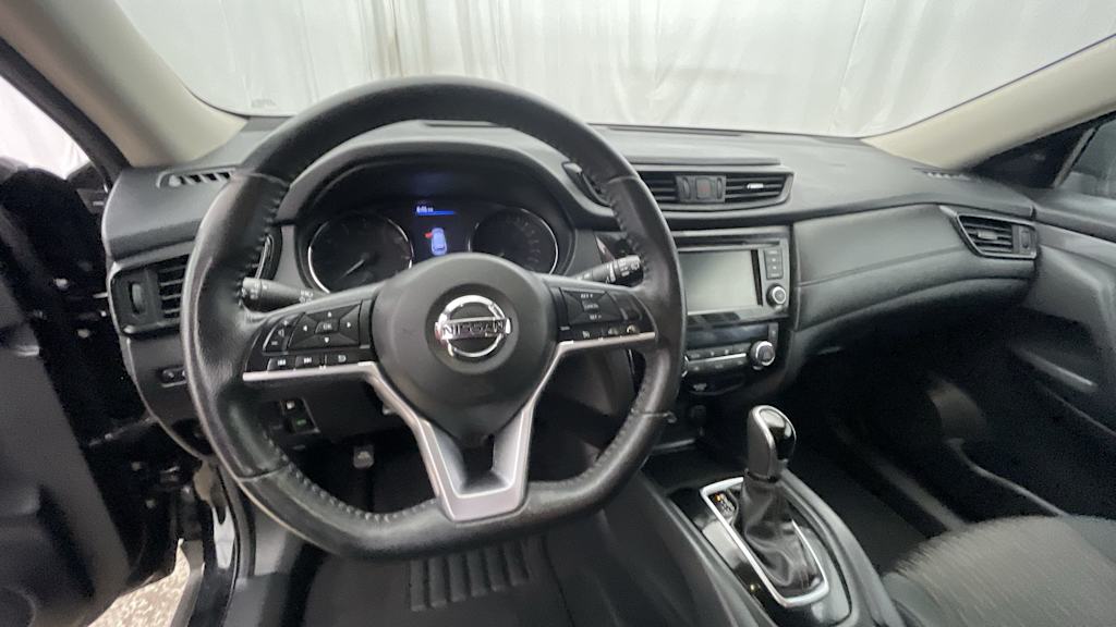 Thumbnail: 2020 Nissan Rogue - 2