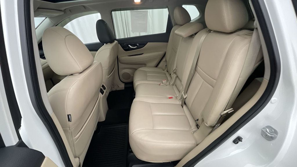 Thumbnail: 2019 Nissan Rogue - 12