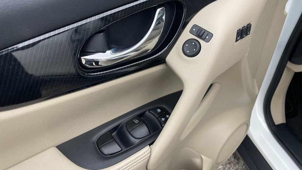 Thumbnail: 2019 Nissan Rogue - 20