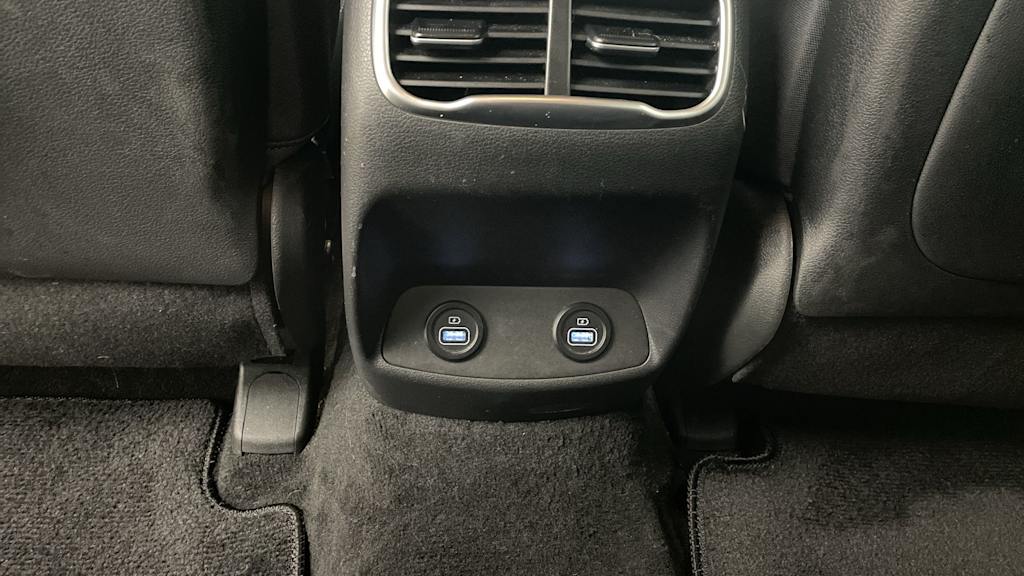 Thumbnail: 2023 Hyundai Santa Fe - 32