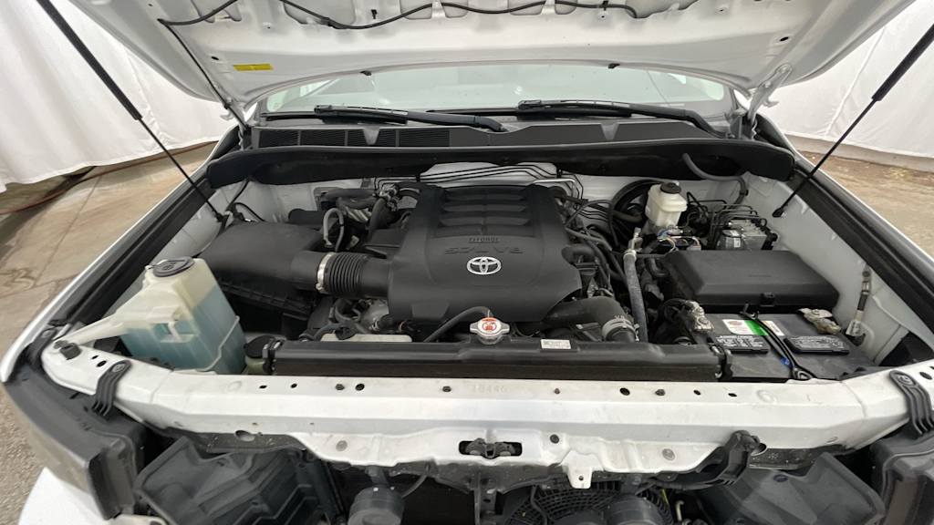 Thumbnail: 2018 Toyota Sequoia - 8
