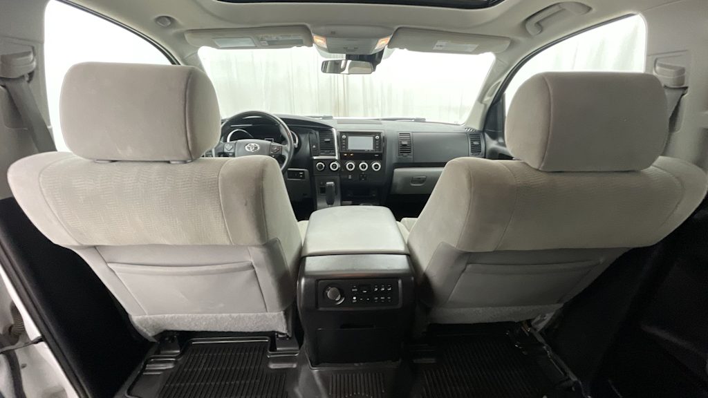 Thumbnail: 2018 Toyota Sequoia - 20