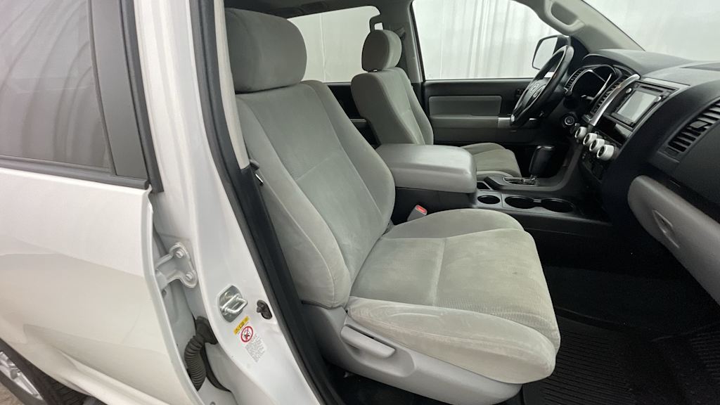 Thumbnail: 2018 Toyota Sequoia - 24