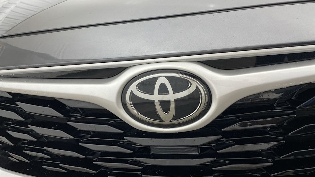 Thumbnail: 2023 Toyota Highlander - 6