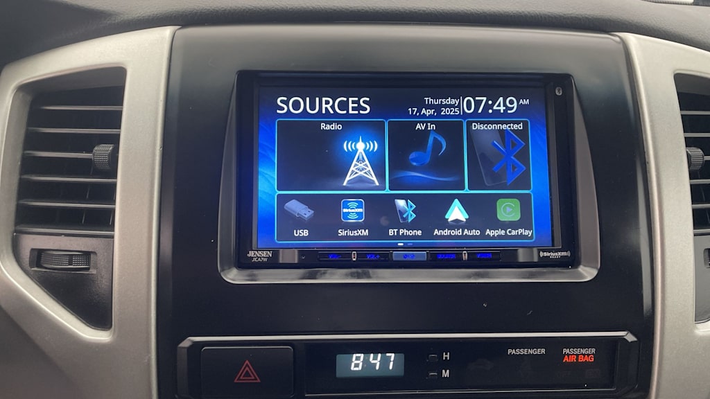 Thumbnail: 2014 Toyota Tacoma - 30