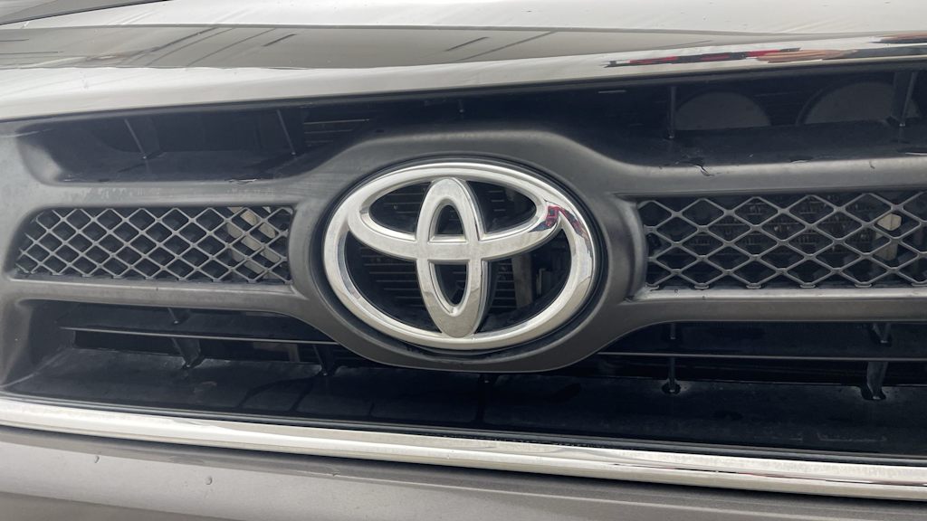 Thumbnail: 2014 Toyota Tacoma - 37
