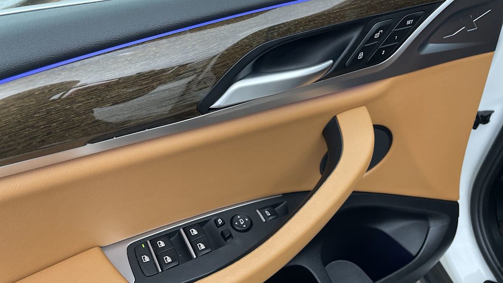 Thumbnail: 2022 BMW X3 - 21