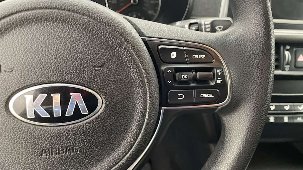 Thumbnail: 2016 Kia Optima - 24