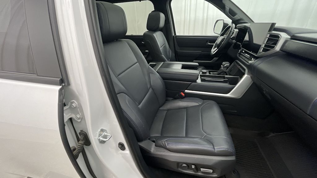 Thumbnail: 2024 Toyota Sequoia - 27