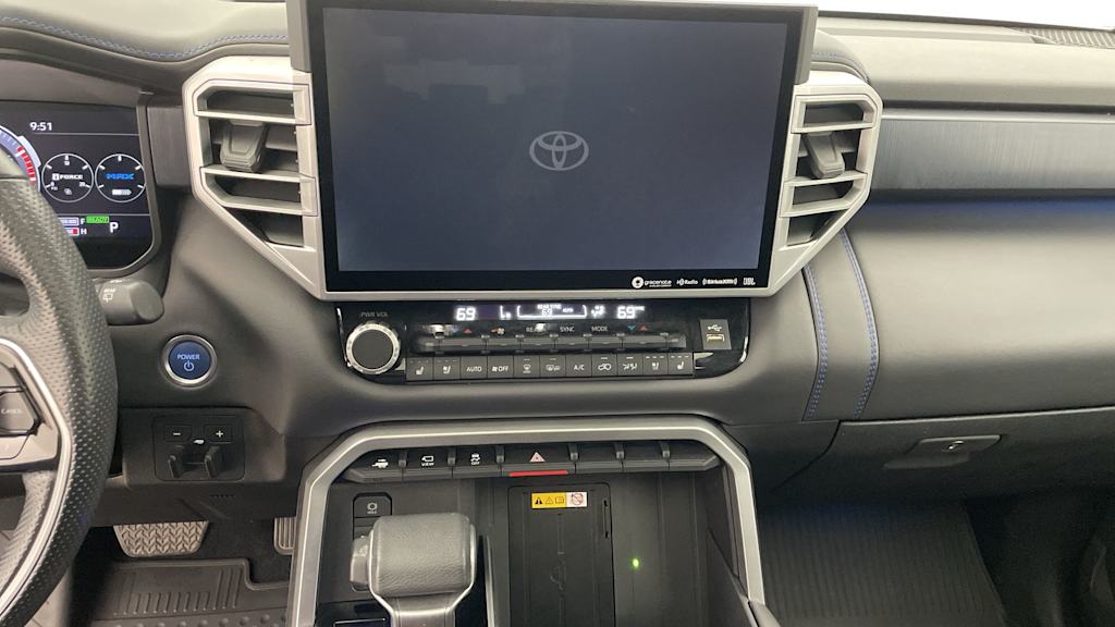 Thumbnail: 2024 Toyota Sequoia - 32