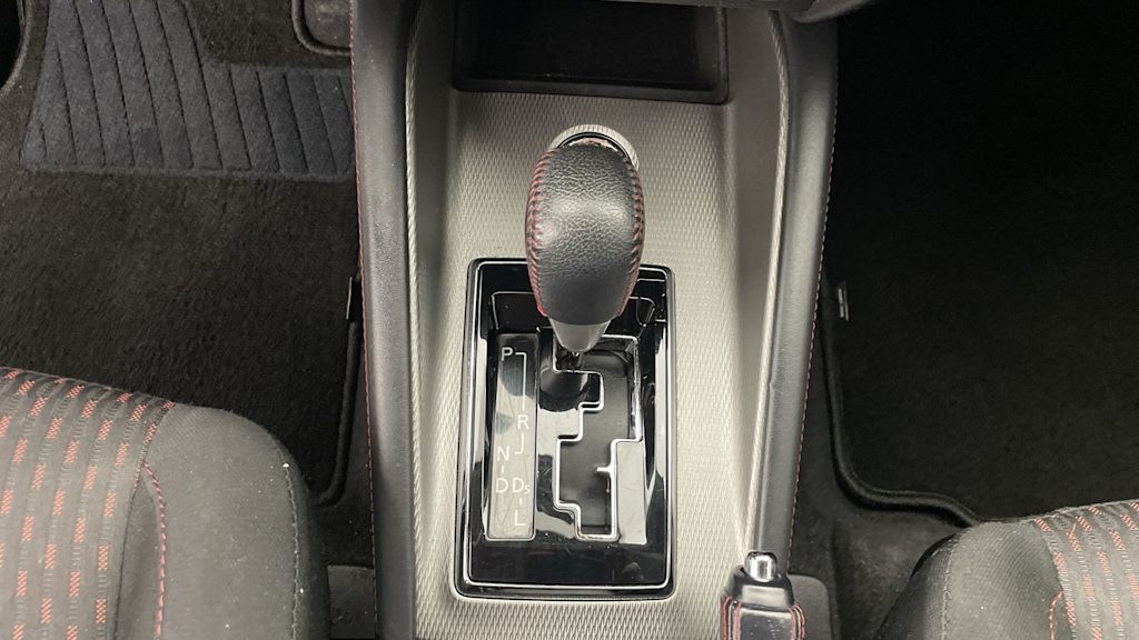 Thumbnail: 2019 Mitsubishi Outlander Sport - 14