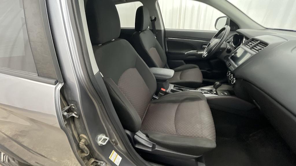 Thumbnail: 2019 Mitsubishi Outlander Sport - 22