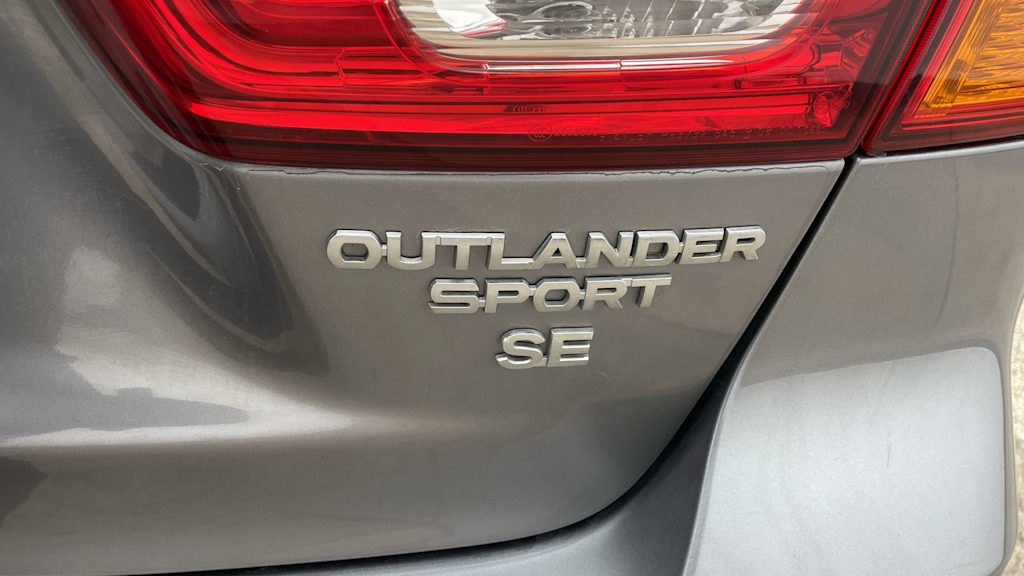 Thumbnail: 2019 Mitsubishi Outlander Sport - 6