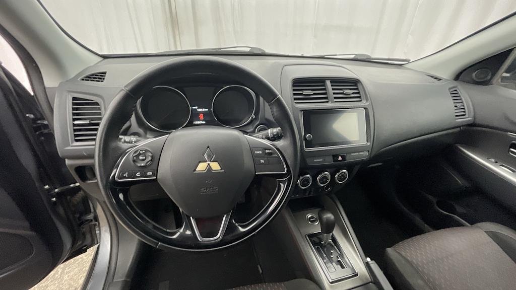 Thumbnail: 2019 Mitsubishi Outlander Sport - 2