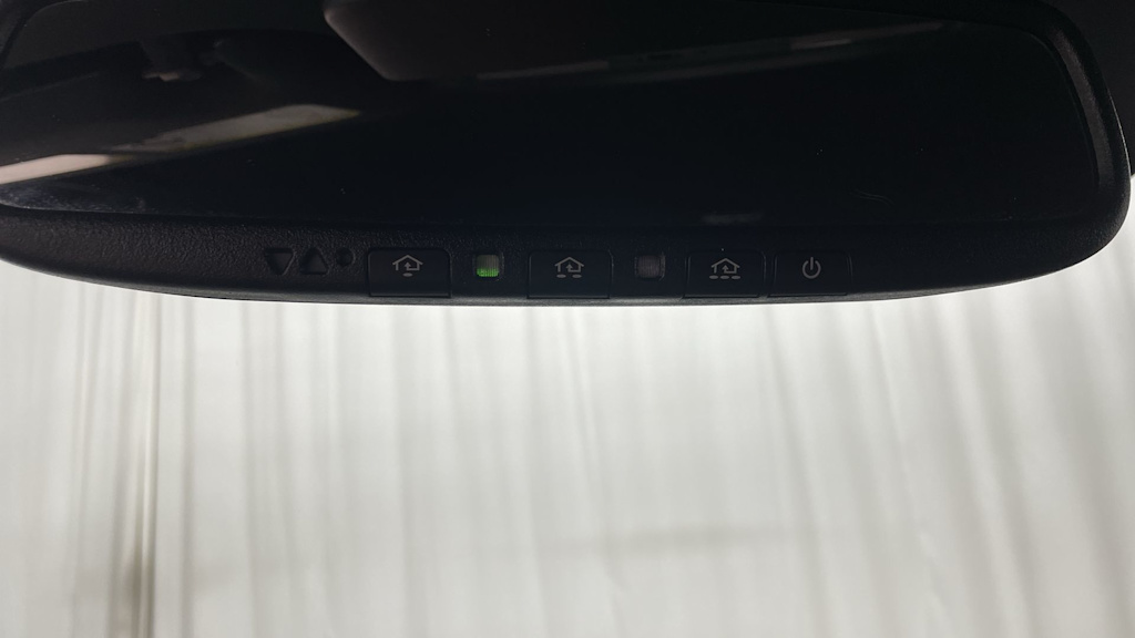 Thumbnail: 2022 Mitsubishi Outlander - 6