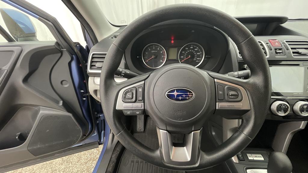 Thumbnail: 2017 Subaru Forester - 9