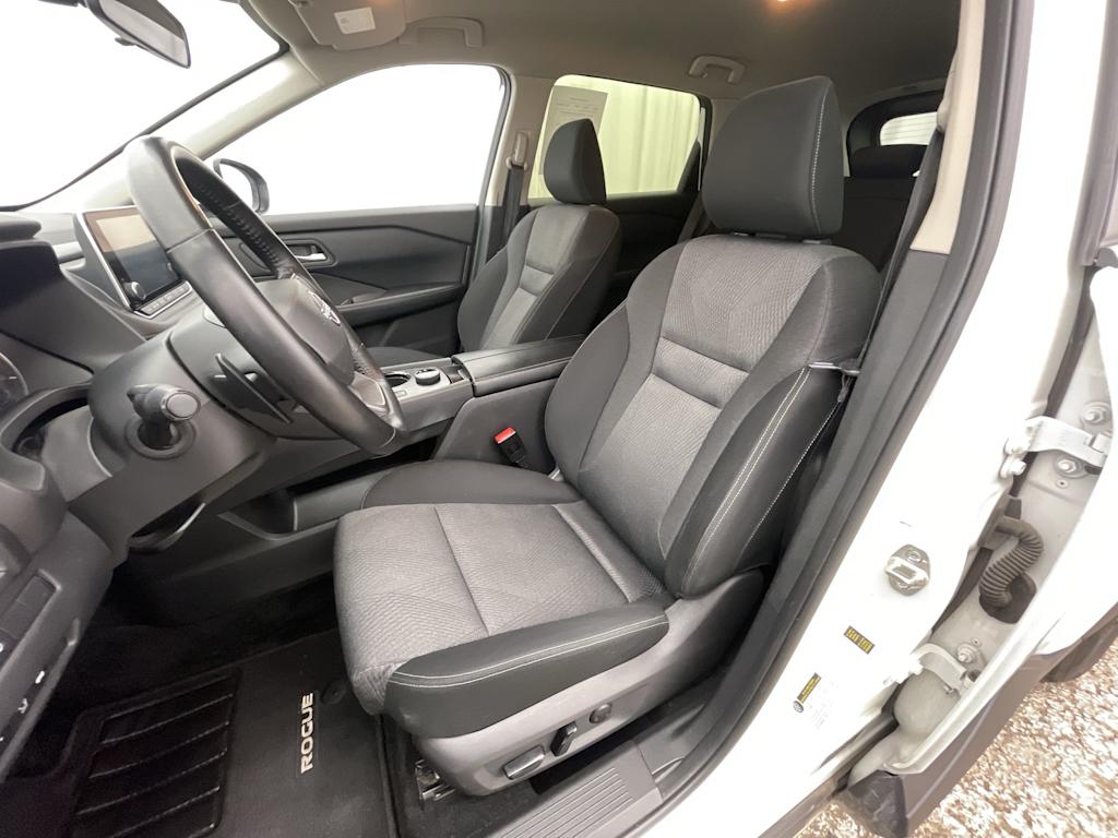 Thumbnail: 2025 Nissan Rogue - 12