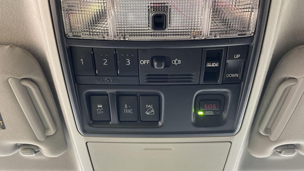 2018 Toyota 4Runner Limited 32