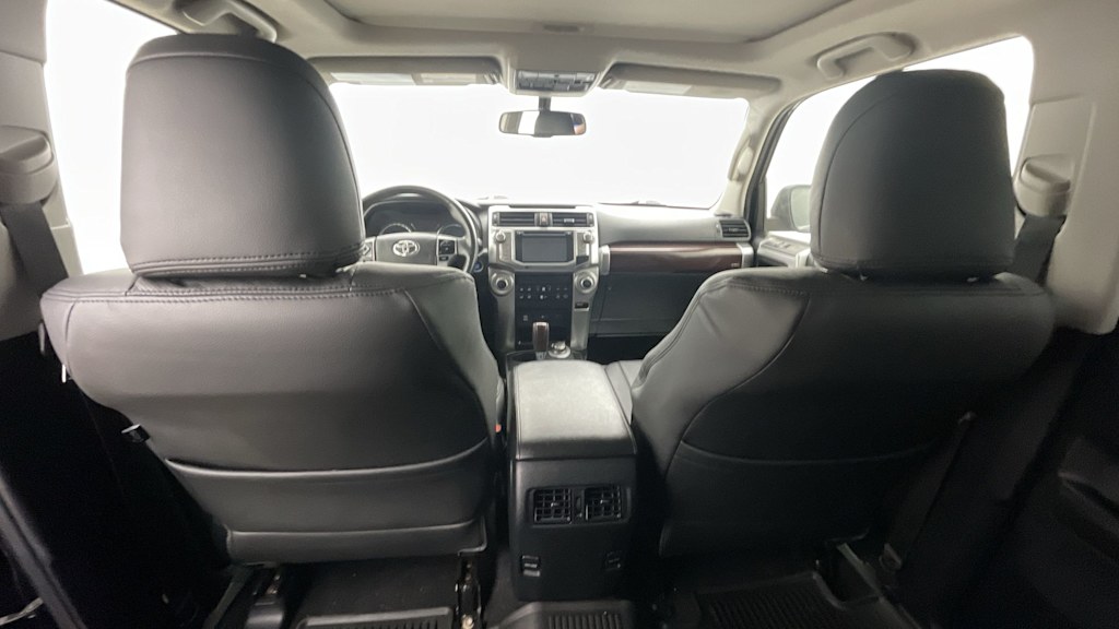 Thumbnail: 2018 Toyota 4Runner - 21