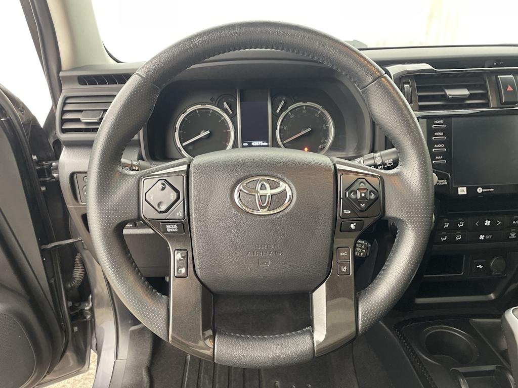 Thumbnail: 2022 Toyota 4Runner - 14