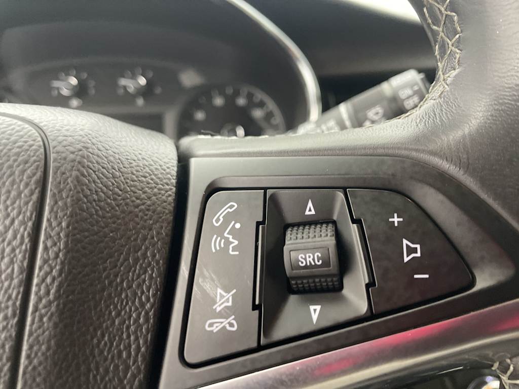 Thumbnail: 2019 Buick Encore - 27