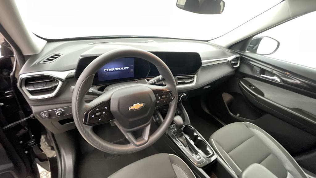 Thumbnail: 2025 Chevrolet TrailBlazer - 2
