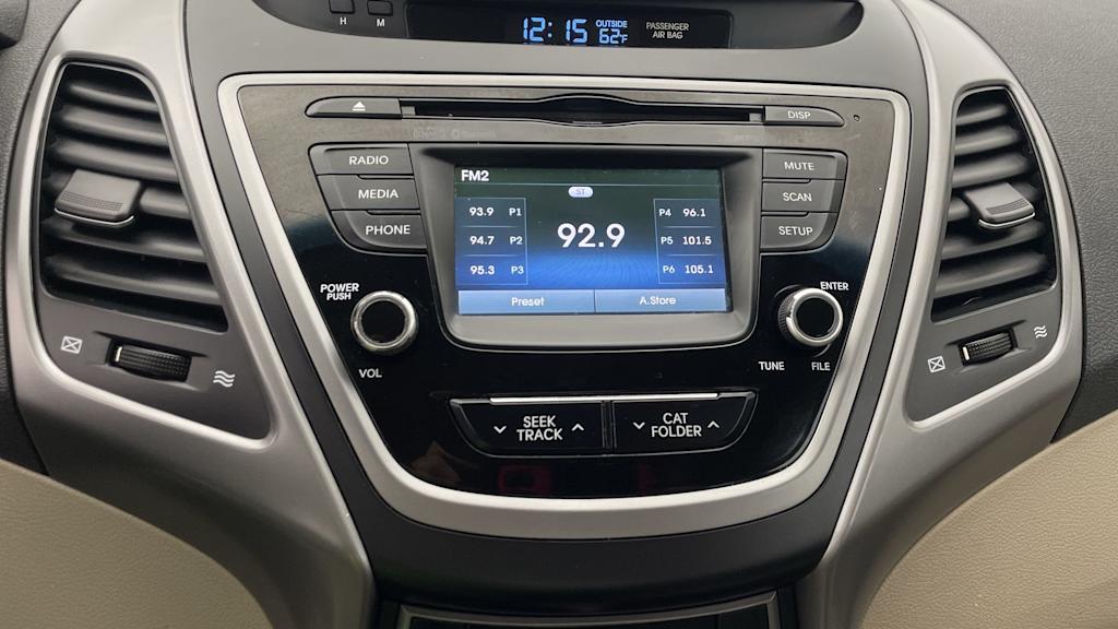 Thumbnail: 2015 Hyundai Elantra - 27