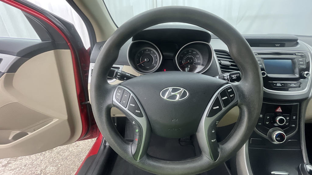 Thumbnail: 2015 Hyundai Elantra - 9