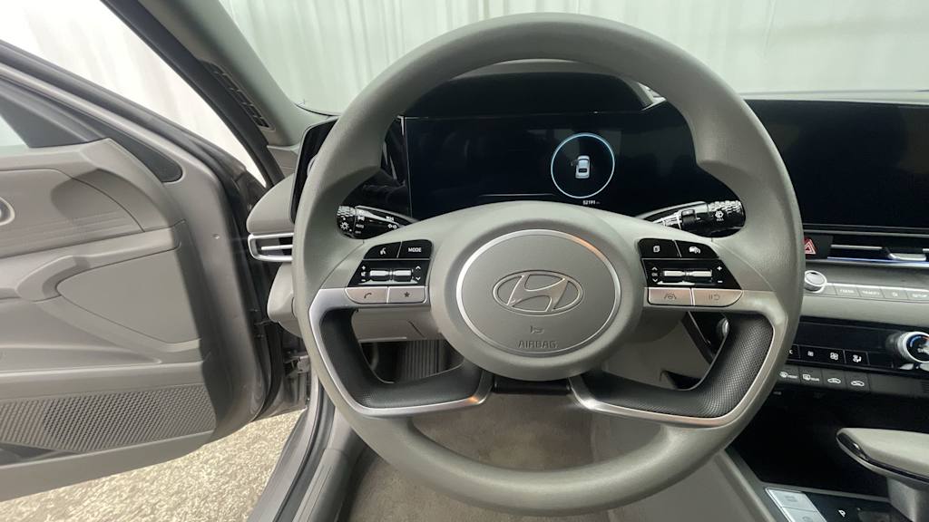 Thumbnail: 2024 Hyundai Elantra - 9