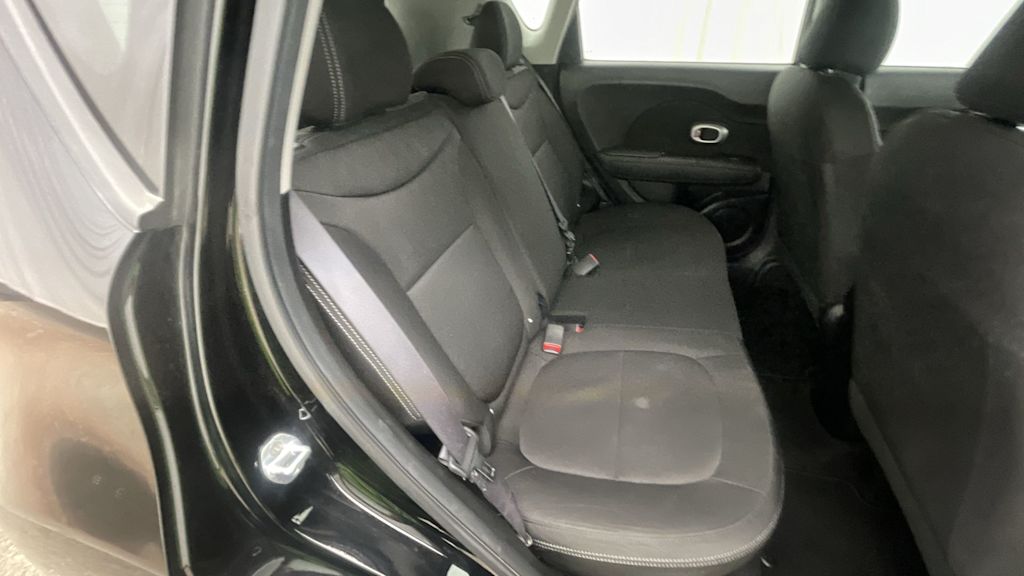 Thumbnail: 2018 Kia Soul - 21