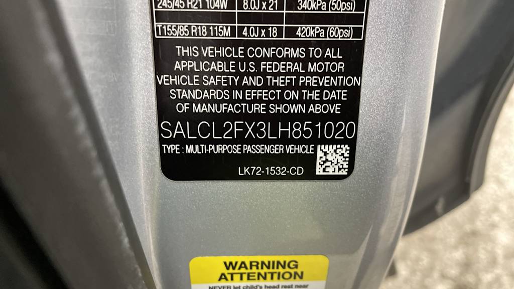 Thumbnail: 2020 Land Rover Discovery Sport - 19