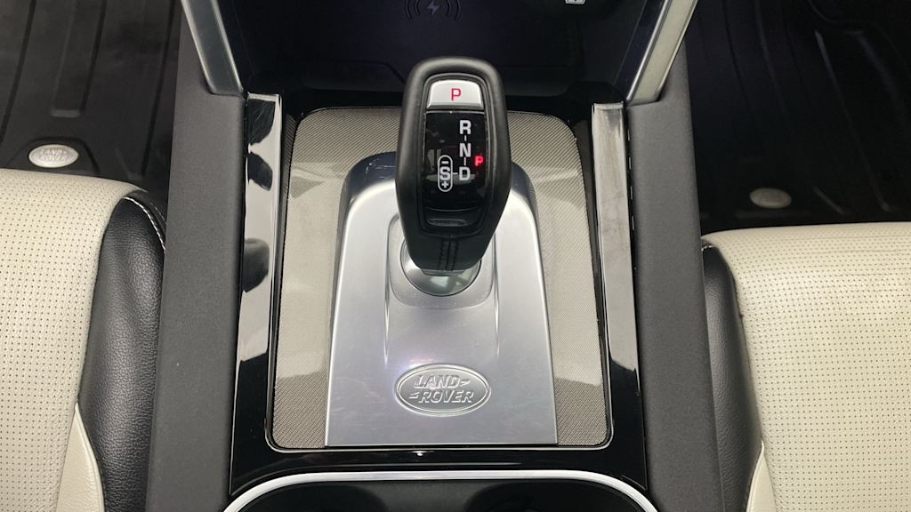 Thumbnail: 2020 Land Rover Discovery Sport - 31