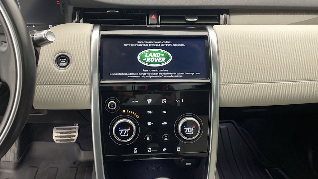 Thumbnail: 2020 Land Rover Discovery Sport - 28