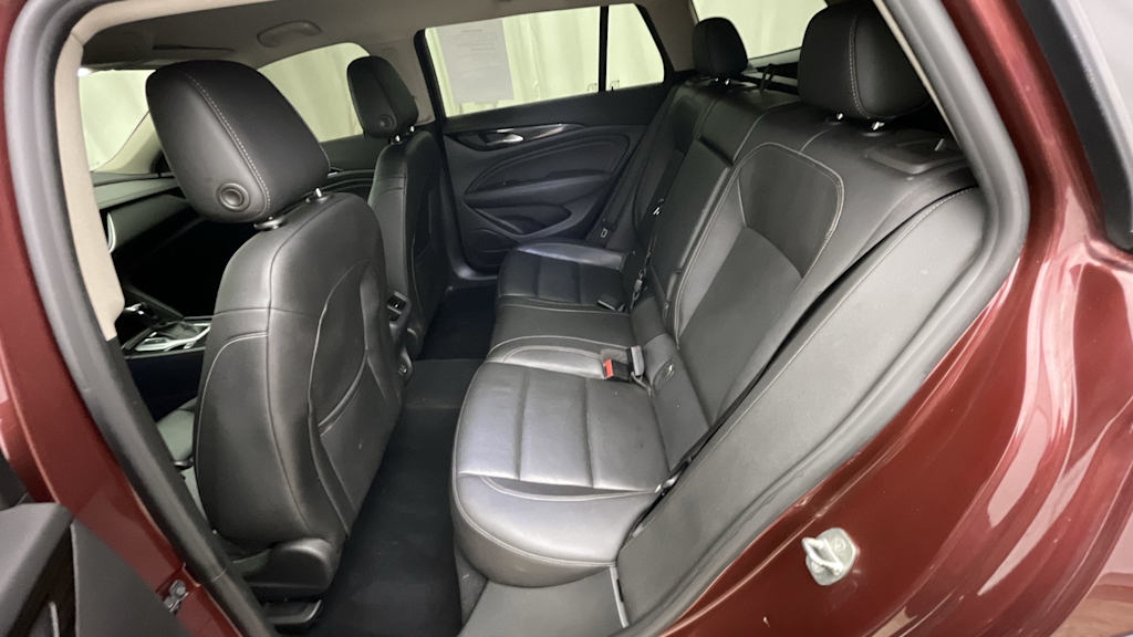 Thumbnail: 2018 Buick Regal - 12