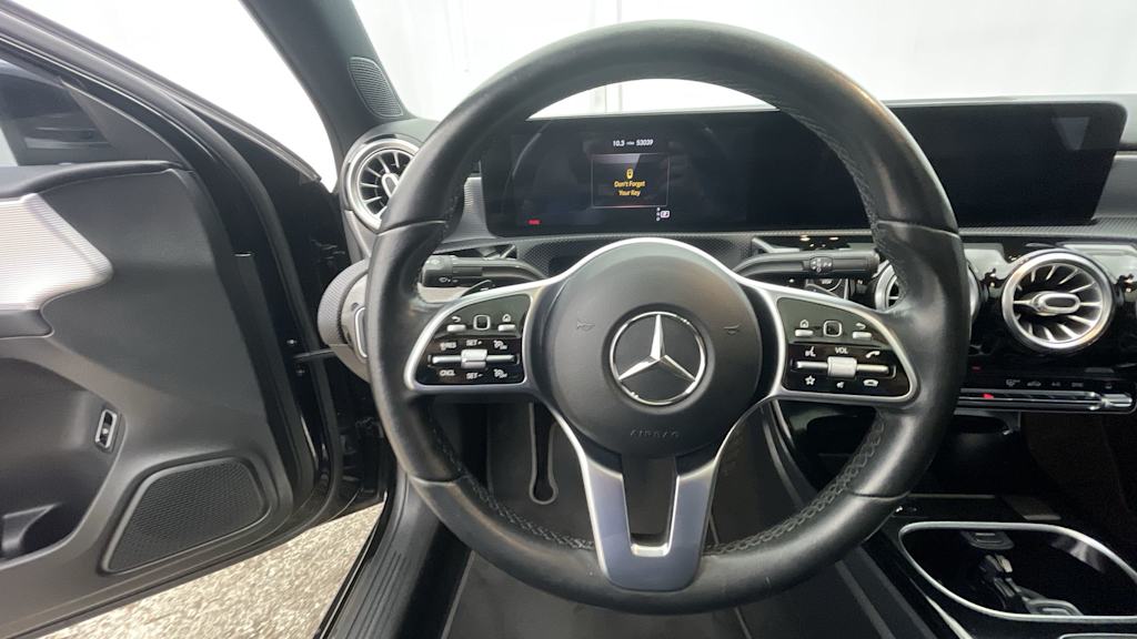 Thumbnail: 2021 Mercedes-Benz A-Class - 13