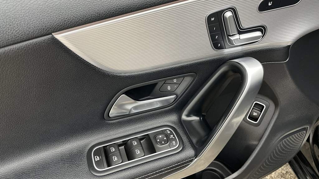 Thumbnail: 2021 Mercedes-Benz A-Class - 19