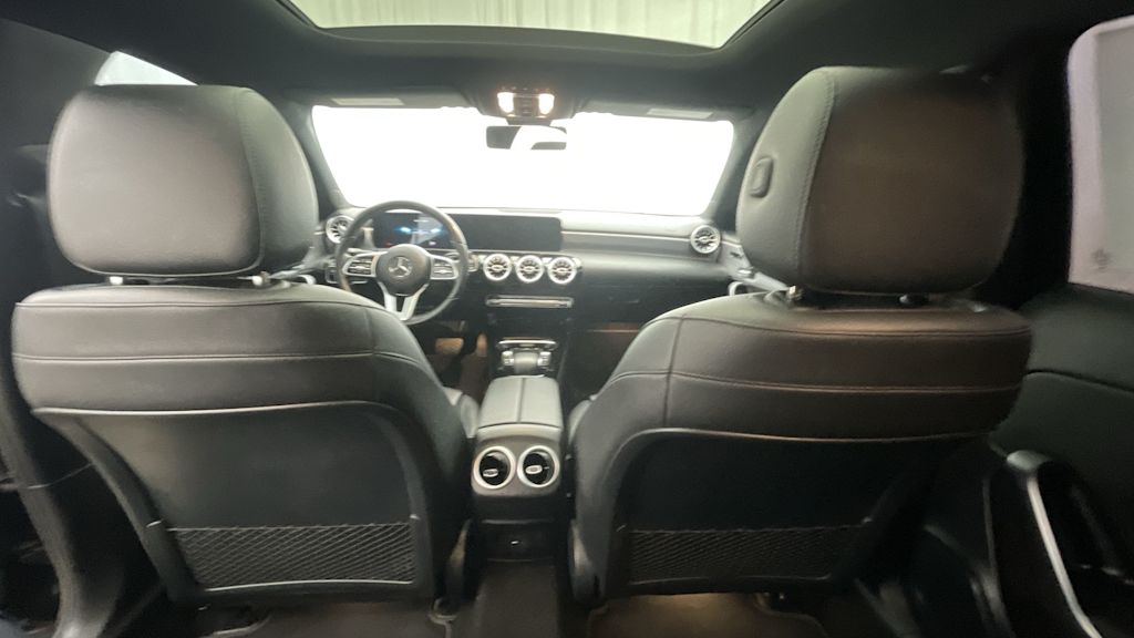 Thumbnail: 2021 Mercedes-Benz A-Class - 9